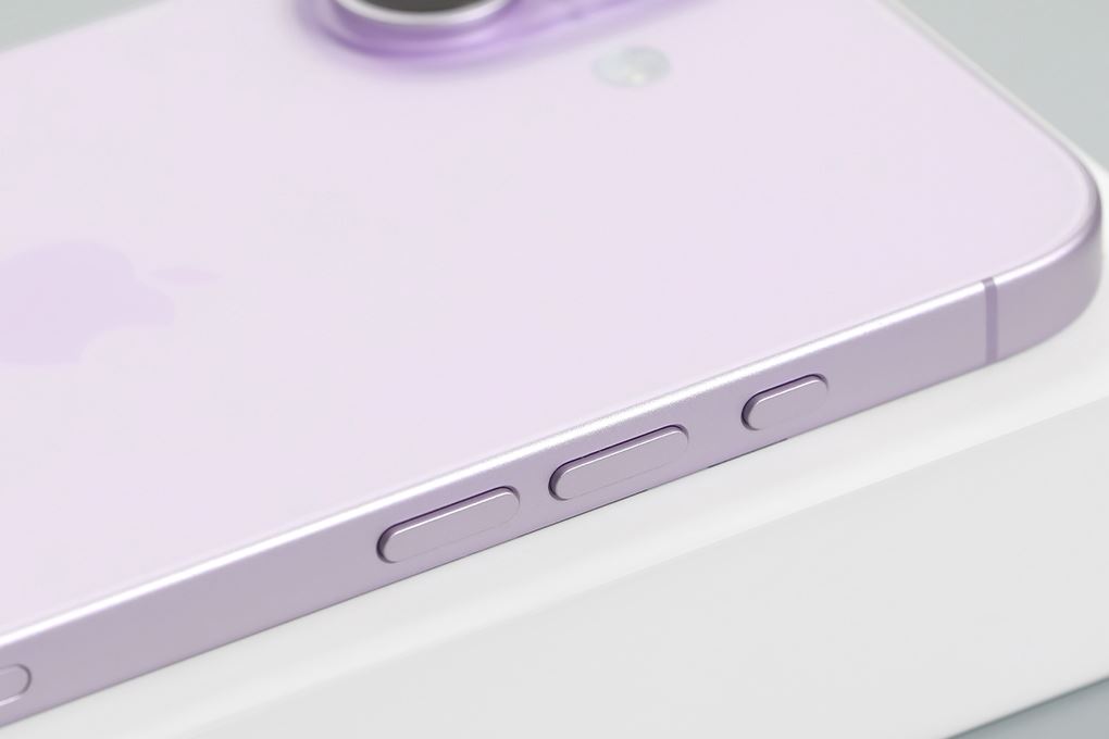Thiết kế khung kim loại nhám và bo cong nhẹ trên iPhone 17 thường giúp cầm nắm chắc tay, dễ chịu khi sử dụng lâu Thiết kế khung kim loại nhám và bo cong nhẹ trên iPhone 17 thường giúp cầm nắm chắc tay, dễ chịu khi sử dụng lâu