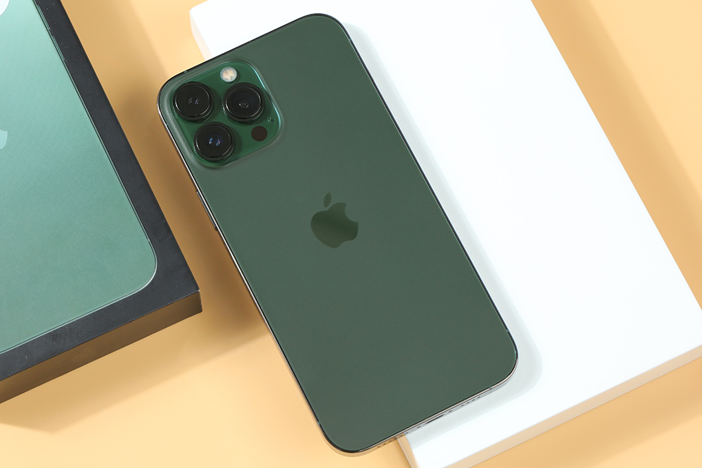 Hiệu năng mạnh với Apple A15 Bionic