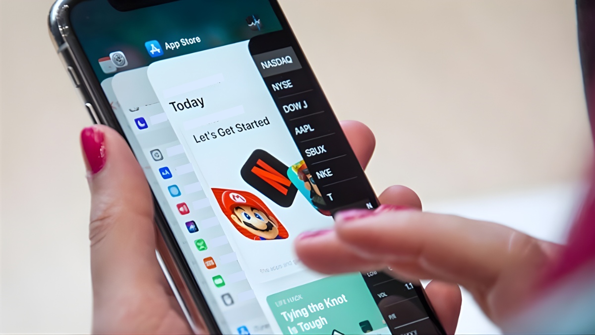 Ứng dụng chạy ngầm bị quá tải khiến màn hình iPhone chớp nháy liên tục Ứng dụng chạy ngầm bị quá tải khiến màn hình iPhone chớp nháy liên tục
